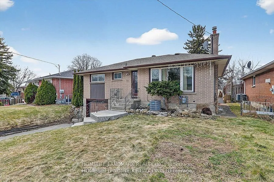 146 Oriole St
