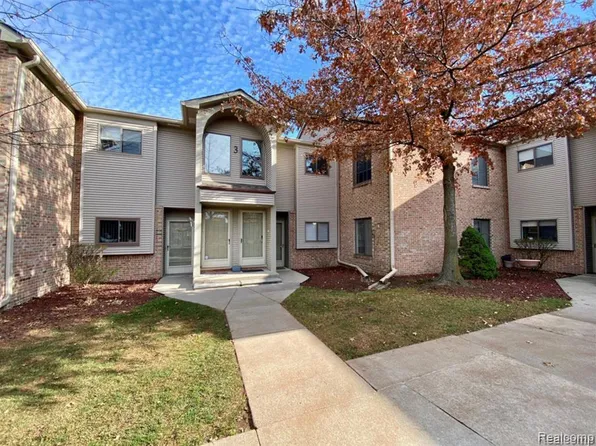 42481 Lilley Pointe Dr #33, Canton, MI 48187
