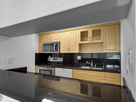 5th image of 88500 Overseas Hwy APT 429