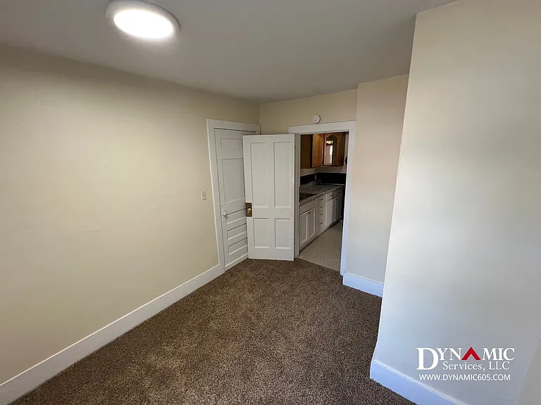 434 N Spring Ave | All Utilities Paid by Landlord — Photo 43