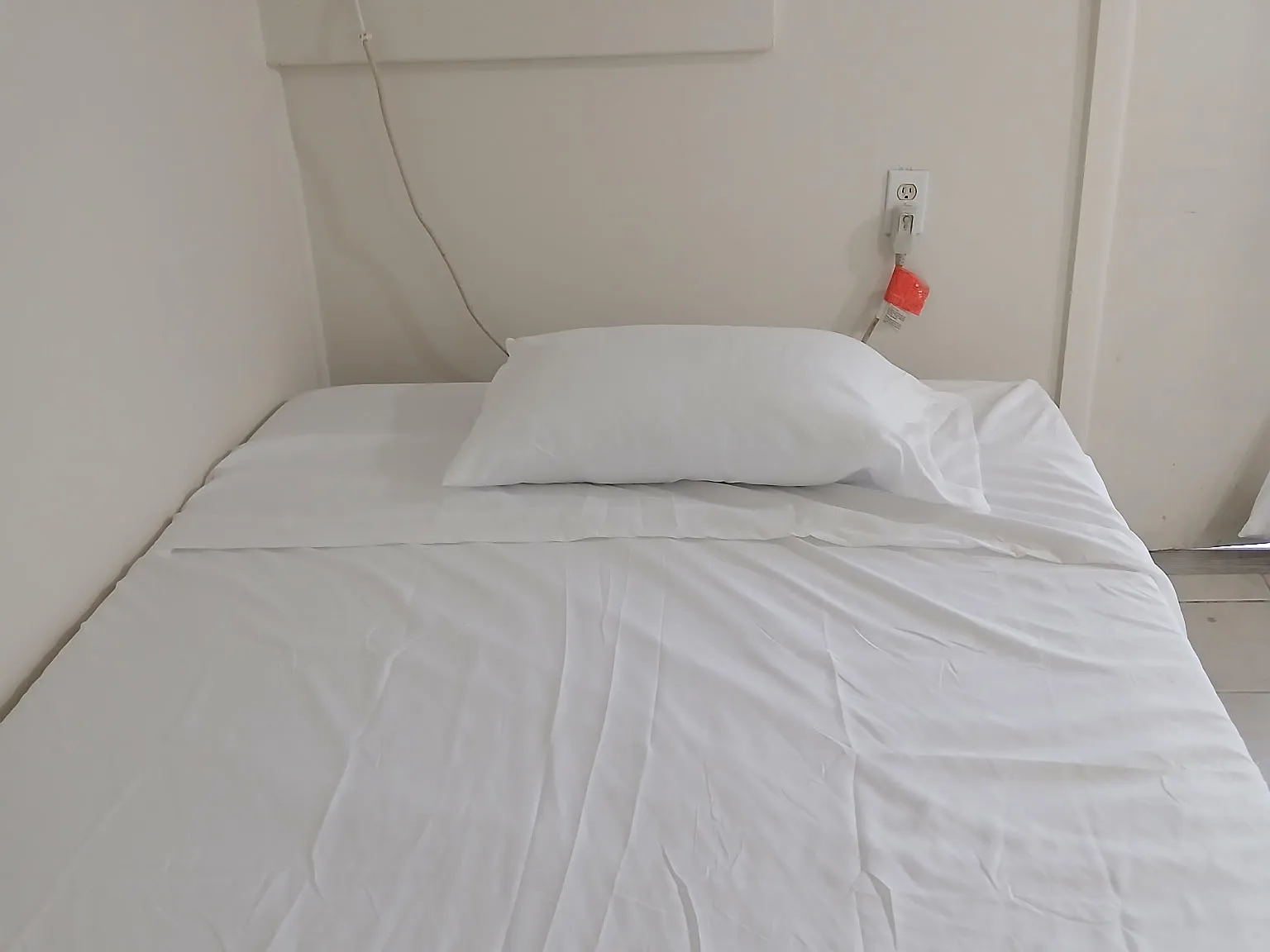 Camp Hill Motel - 10 — Photo 4