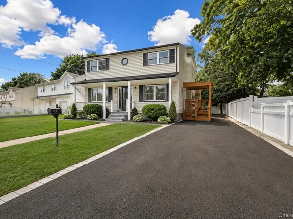 92 Washington Avenue, Deer Park, NY 11729