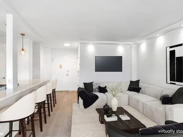 301 East 78th Street 16C image 2 of 11