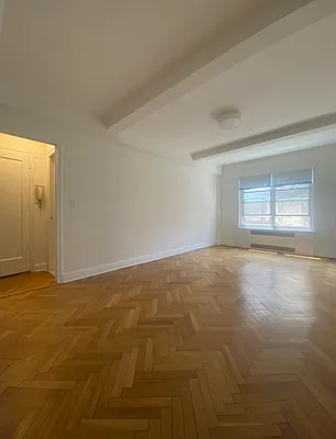 Rented by Punia & Marx Inc. | media 11