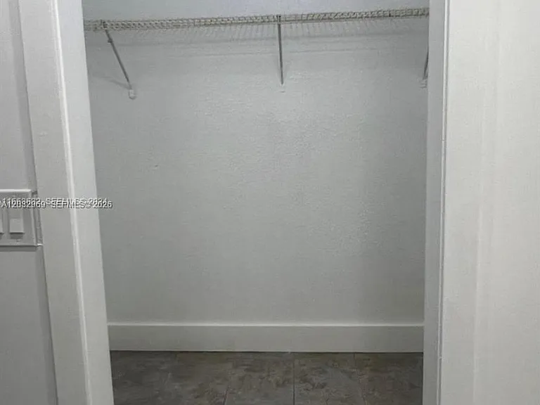 1200 N Liberty Ave #1200G — Photo 10