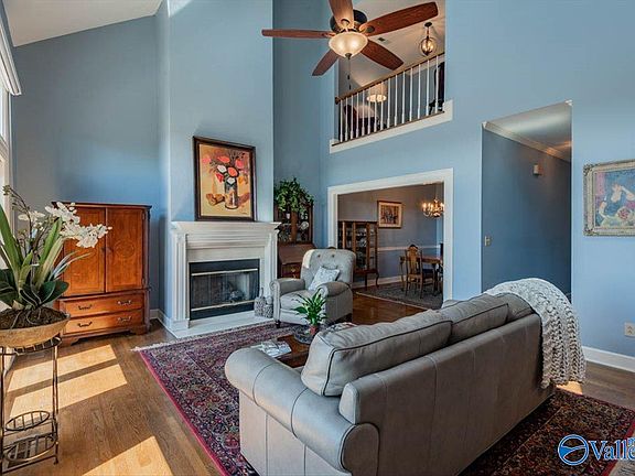 5th image of 54 Revere Way SE #54