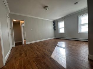 176 Terrace Ave APT 1, Cranston, RI 02920