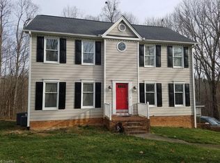 6308 Lakebend Ct, Greensboro, NC 27410