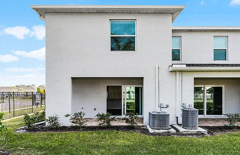 Soluna Townhomes — Photo 19