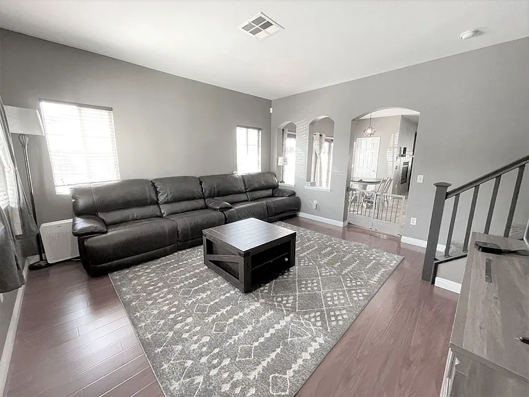 39800 Monarch Dr — Photo 5