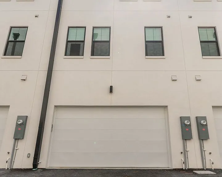 1218 E Kay St #14 — Photo 63