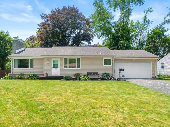 3225 Cranbrook Ave, Kalamazoo, MI 49006
