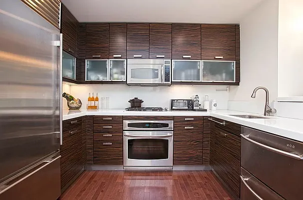 Rented by Compass | media 12