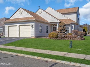 19 Lorenzo Rd, Manchester, NJ 08759