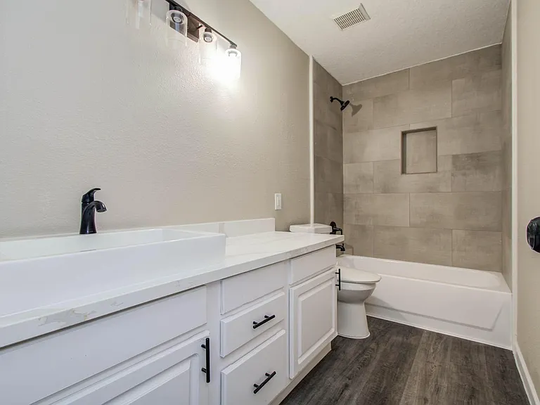 5803 Forest Timbers Dr — Photo 28