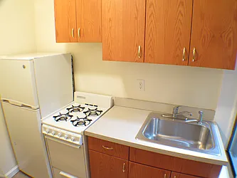 Rented by Glasser Realty LLC