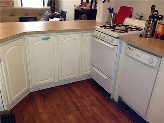 Rented by Upton Realty Group | media 8