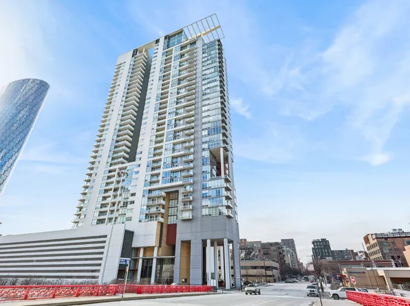737 W Washington Blvd APT 1003, Chicago, IL 60661