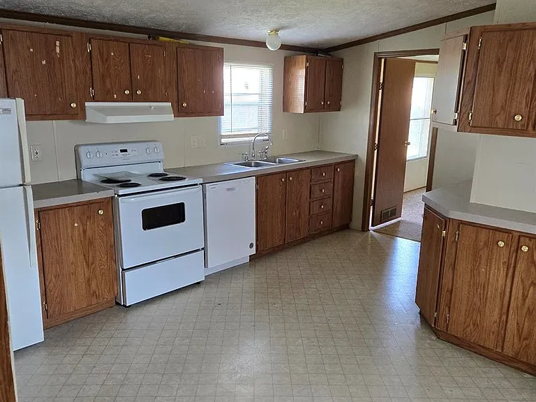 411 Stanford St #6 — Photo 4
