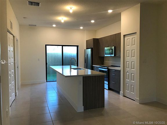 3rd image of 8195 NW 104th Ave #3