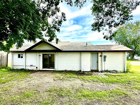 5th image of 16827 Debby Ln