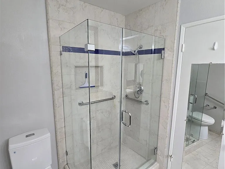 8933 Biscayne Ct #8933221G — Photo 14