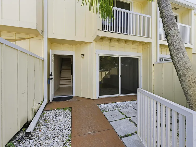 6375 Riverwalk Ln #4 — Photo 4