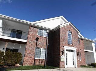 6100 Harbour Point #203, Columbus, OH 43231