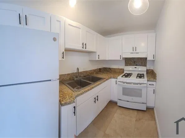 1083 S Sunshine Ave S, El Cajon, CA 92020