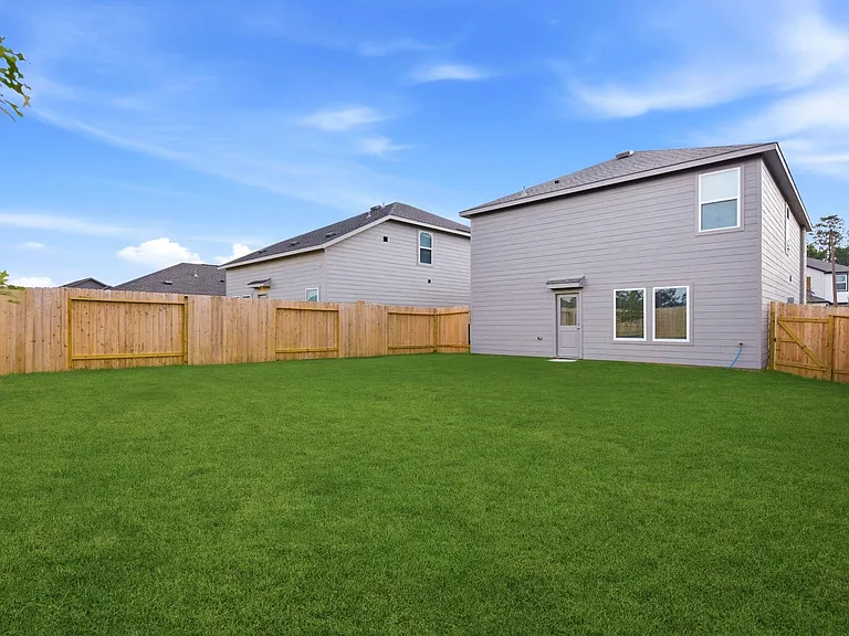 629 Craven St — Photo 37