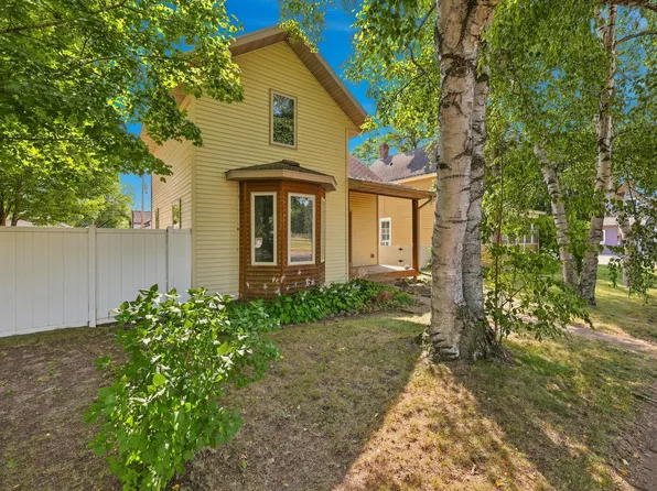 614 N 8th St, Brainerd, MN 56401