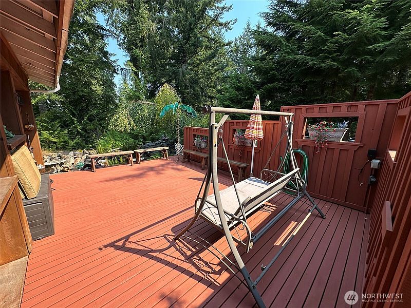 3rd image of 44971 Kachess Trail