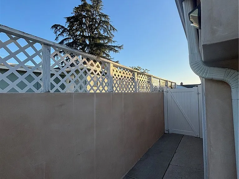 6250 Aura Ave — Photo 53