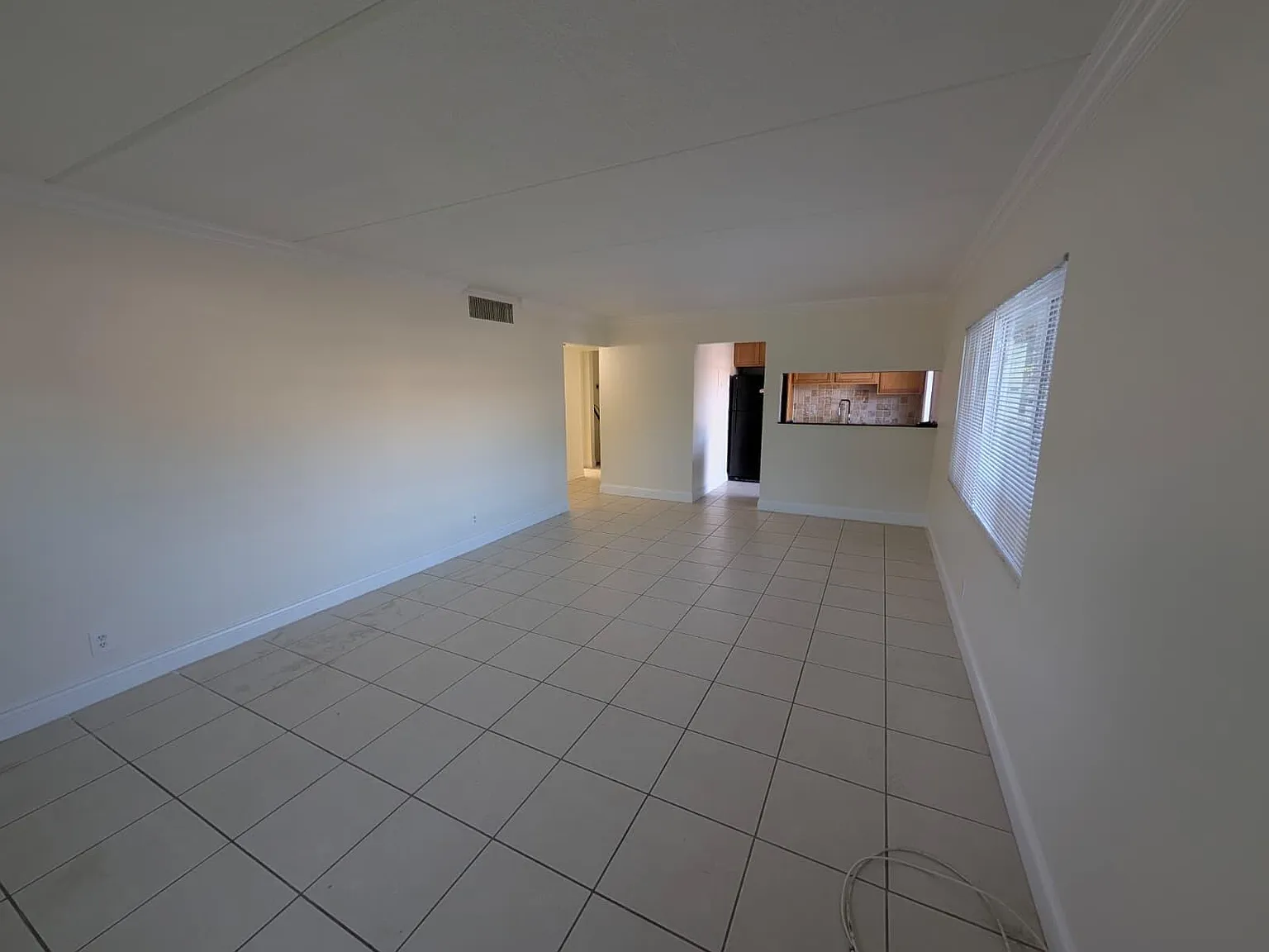 2 bed, 1.0 bath, 854 sqft, $1,750 — Photo 3