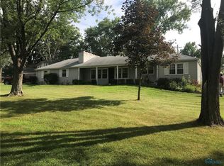 205 Kettenring Dr, Defiance, OH 43512