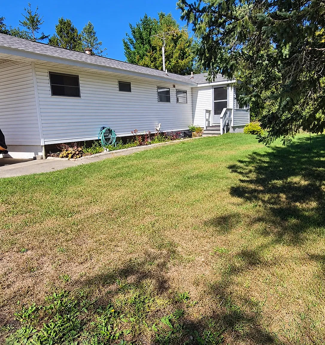 2 bed, $900 — Photo 1