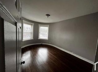 6039 S Prairie Ave #3, Chicago, IL 60637