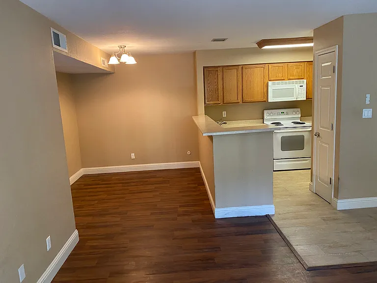 2881 E Huntington Blvd #234 — Photo 8