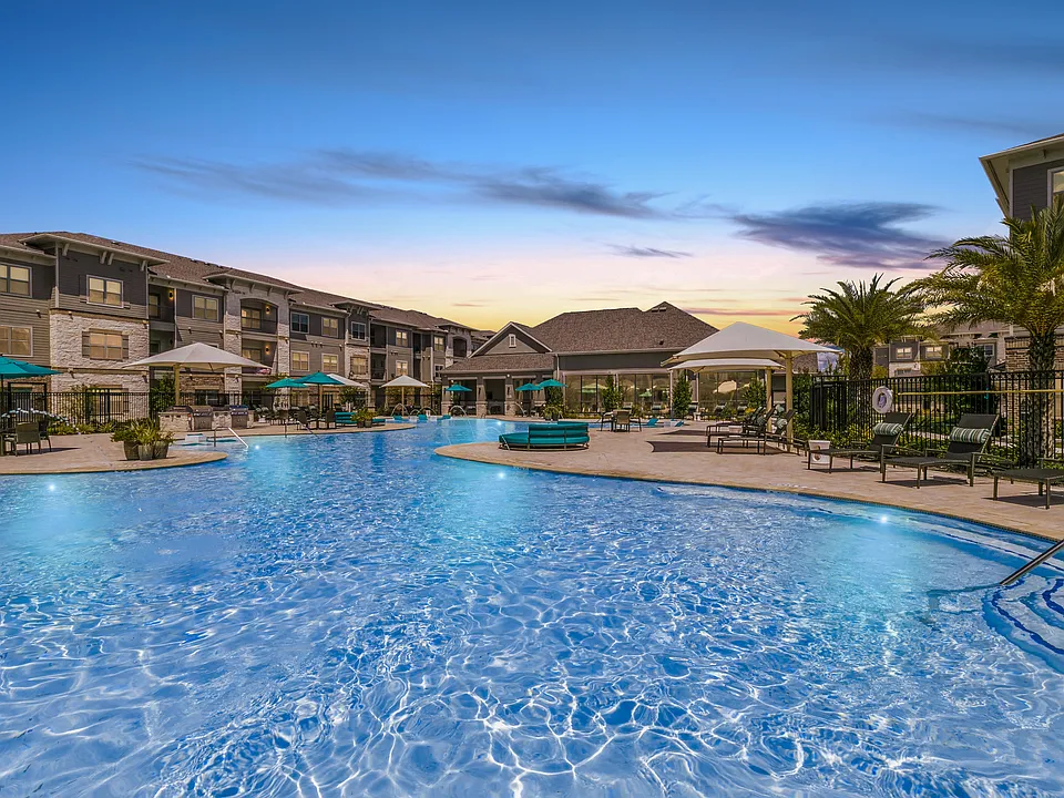 Cue Luxury Apartments