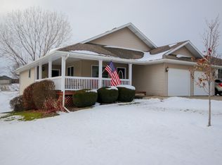 208 Manor Dr, Osceola, IA 50213