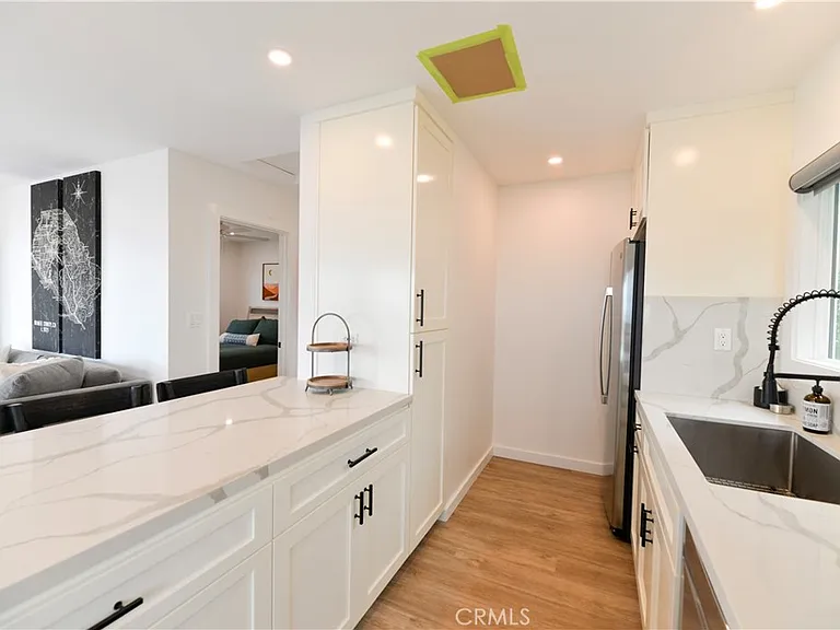 428 Monterey Ln #C — Photo 6