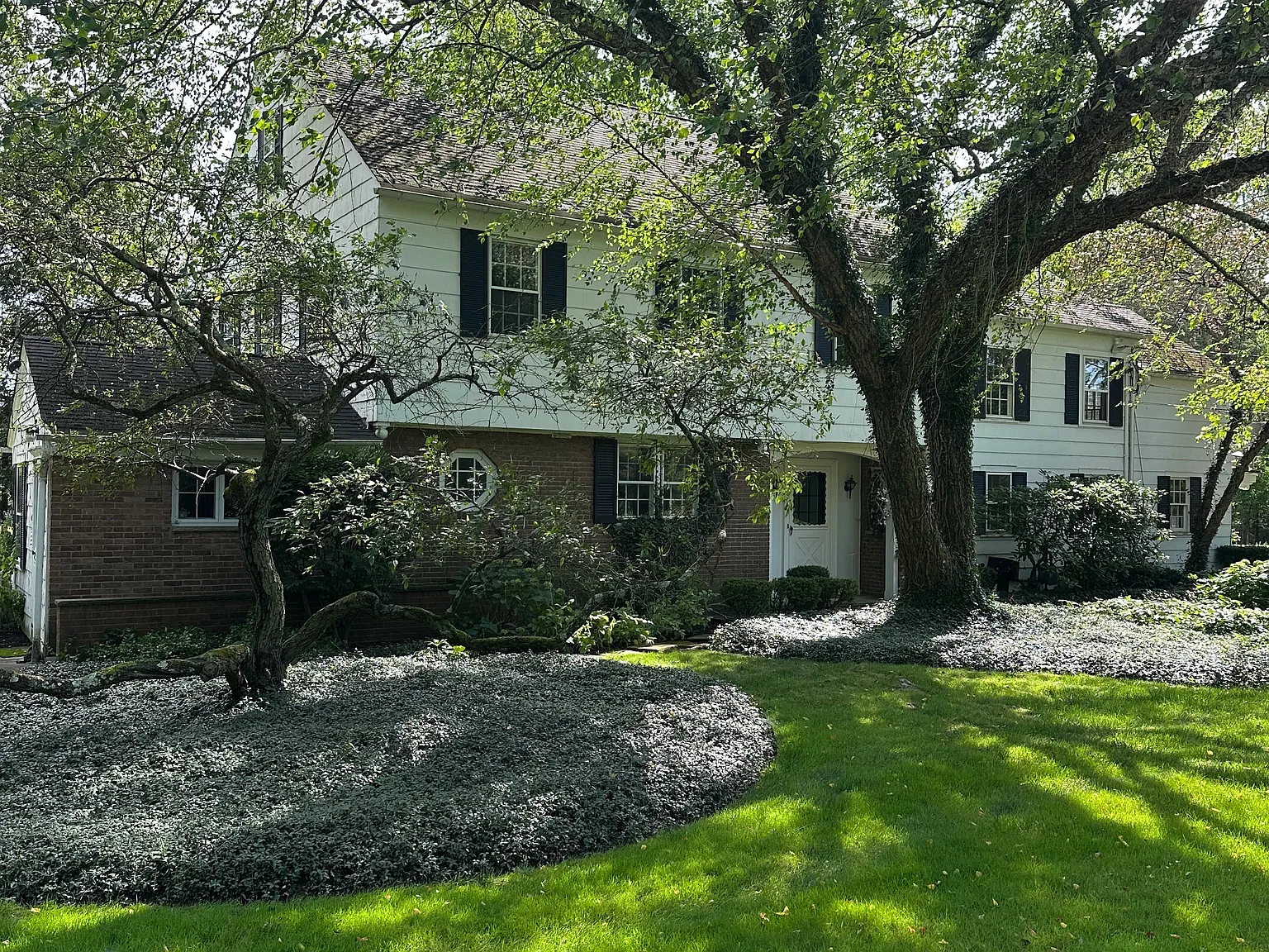 4 bed, 2.5 bath, 3500 sqft, $7,500 — Photo 1