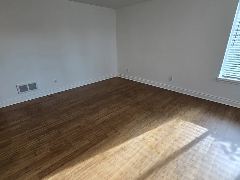 8964 Redmond Woodinville Rd NE #203 — Photo 4