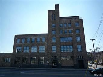 3rd image of 1720 Chouteau #102