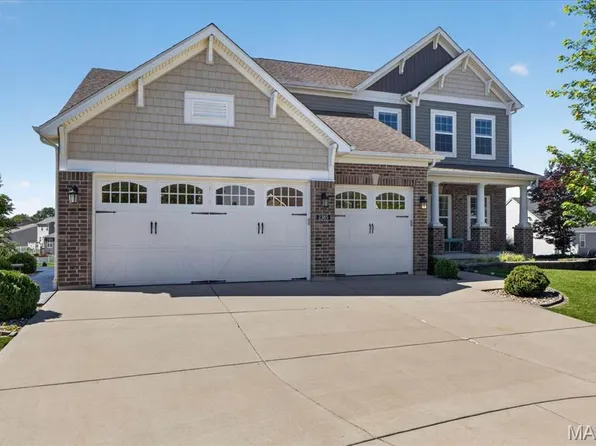 2385 Chemin Ave, Saint Charles, MO 63301