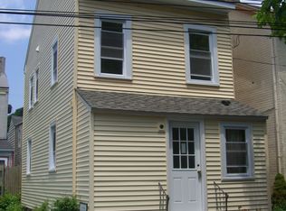 54 Grants Aly, Lambertville, NJ 08530