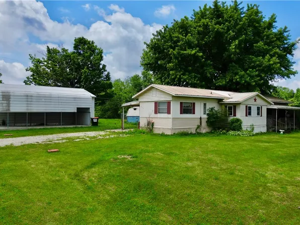875 Mobile Dr, Zanesville, OH 43701