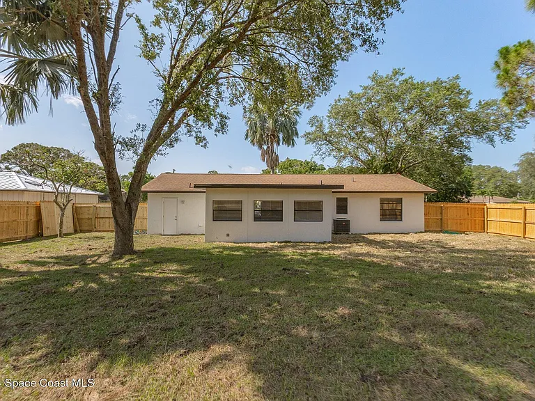861 Furth Rd NW — Photo 21