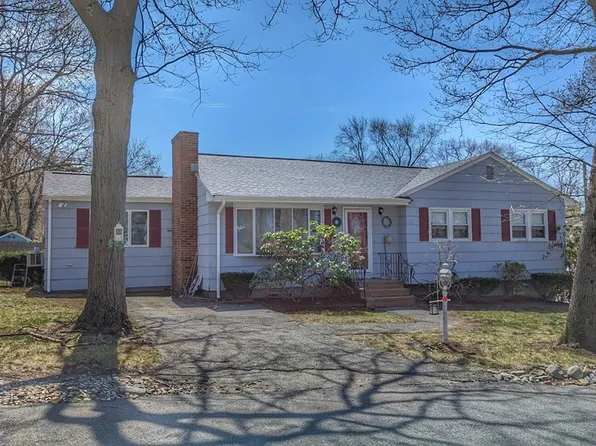 1 Charles St, Saugus, MA 01906