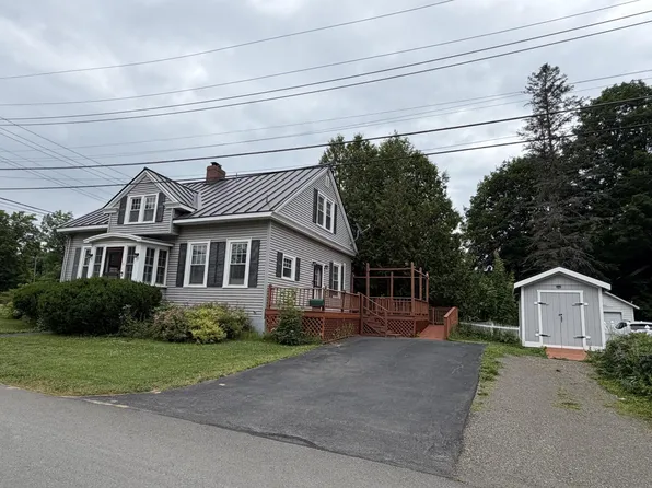 2 Pleasant Court, Houlton, ME 04730